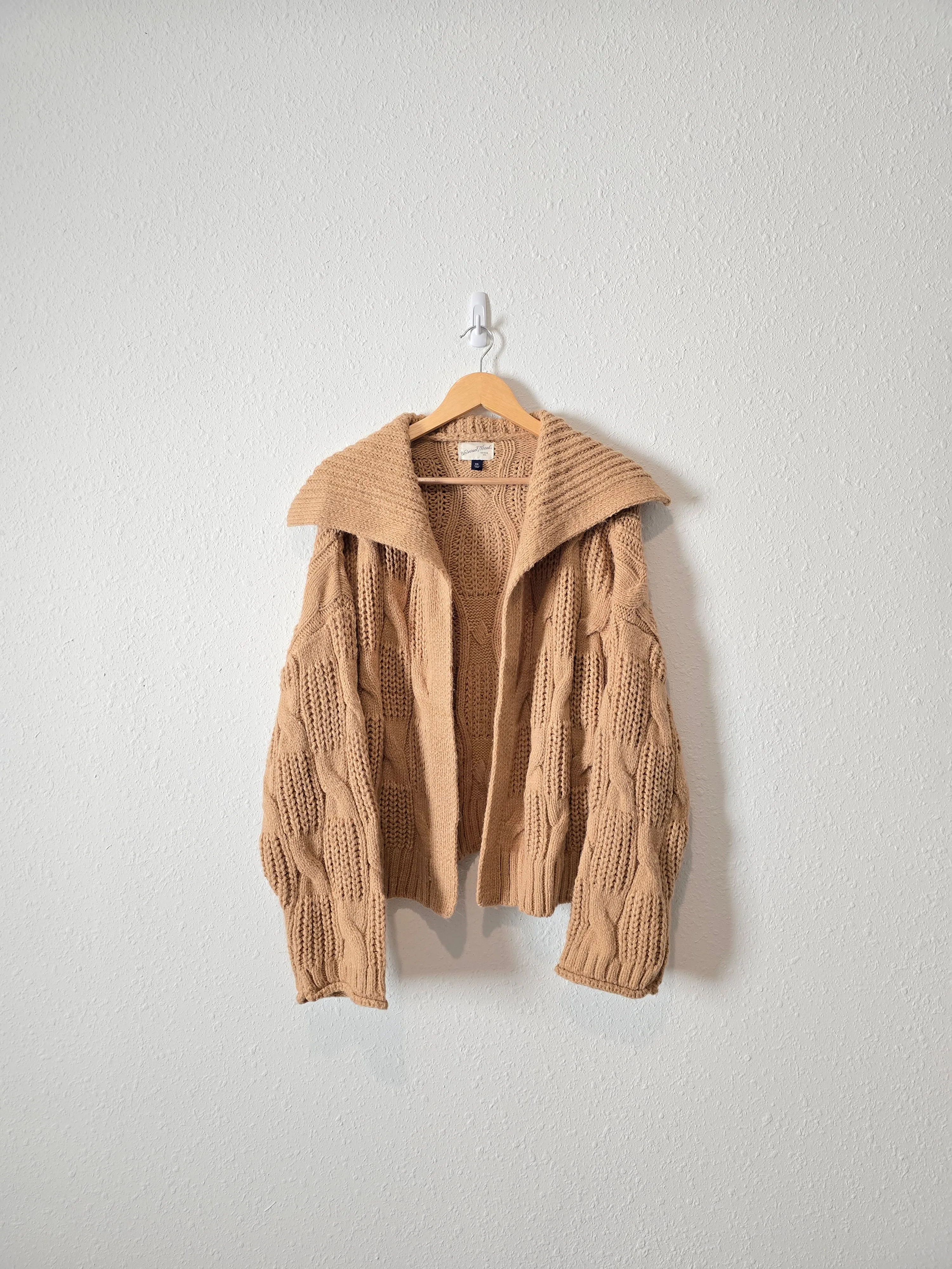 Collared Cable Knit Cardigan (XXL)