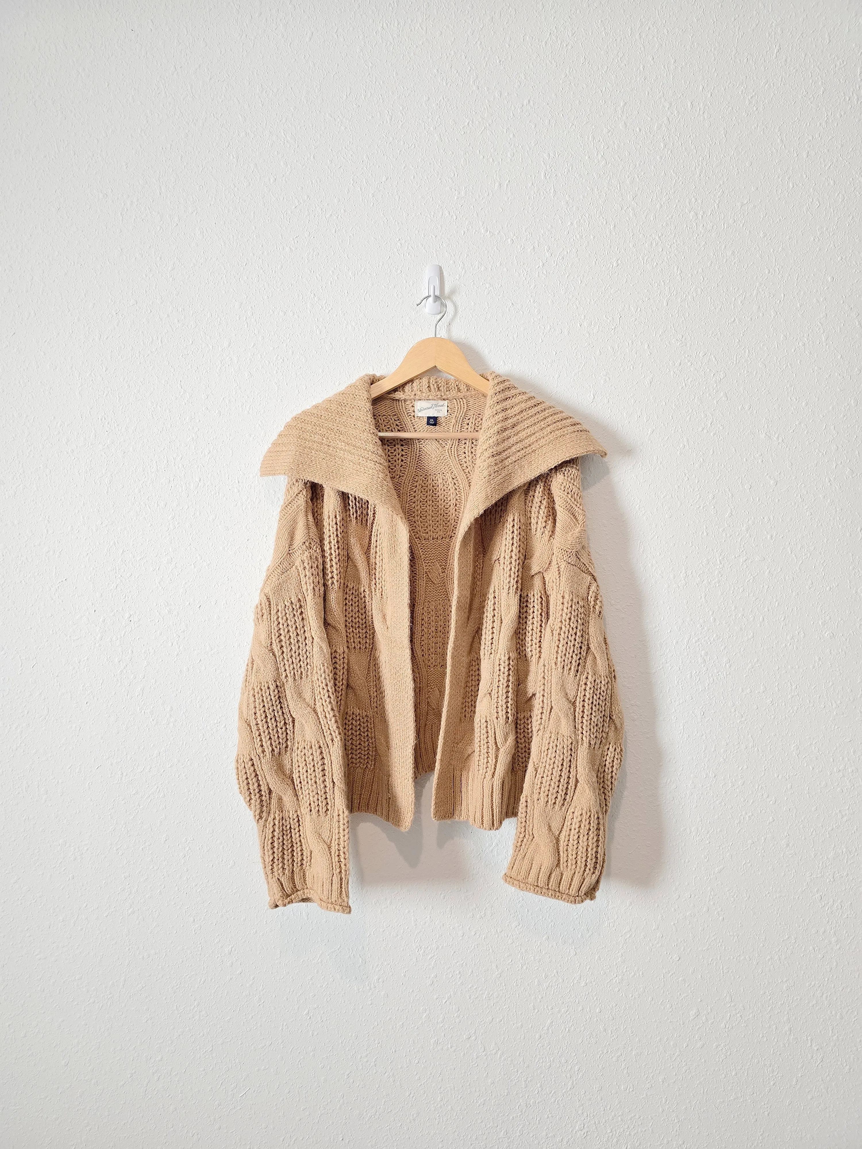 Collared Cable Knit Cardigan (XXL)