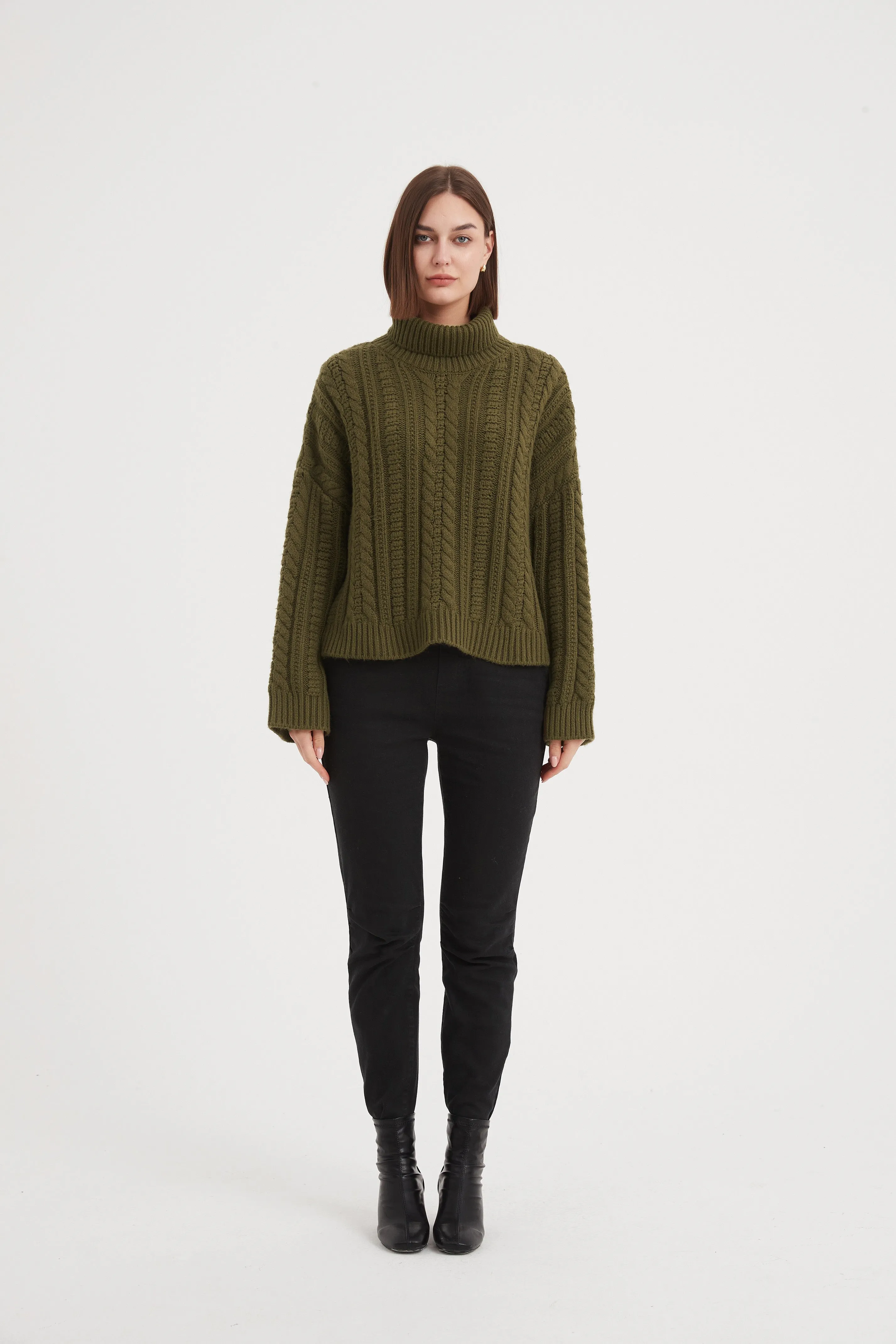 Tirelli Chunky Cable Oversized Knit