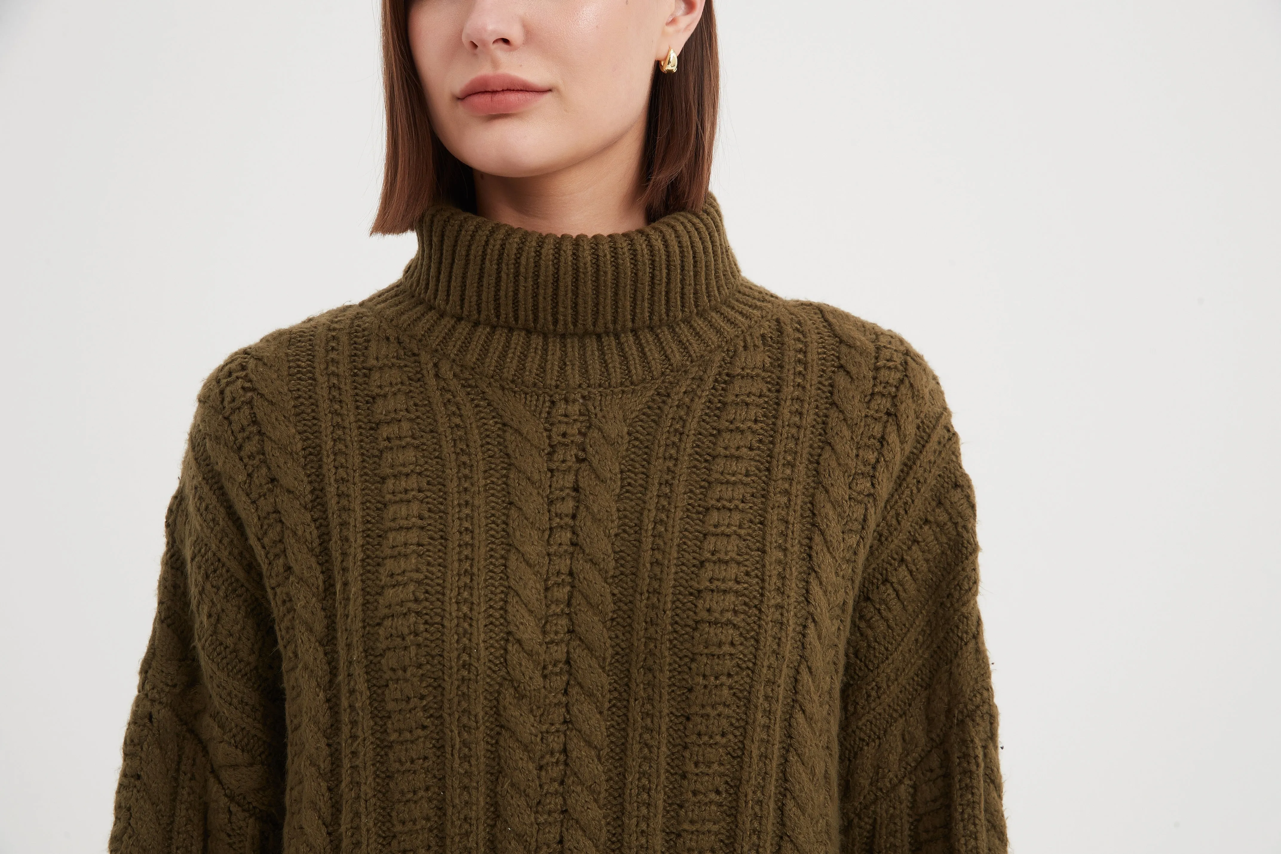 Tirelli Chunky Cable Oversized Knit